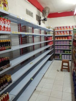 Rak Minimarket Baru Pasaman