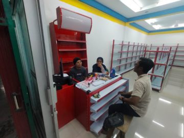 Rak Minimarket Pangkalan Kuras