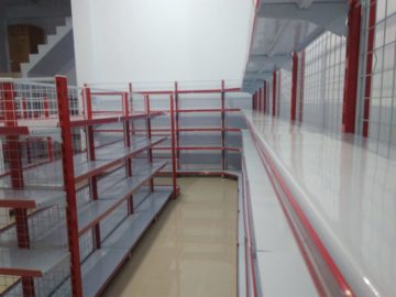 Toko Rak Besi Tanah Datar