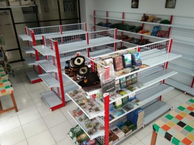 Toko Rak Gondola Tanah Datar