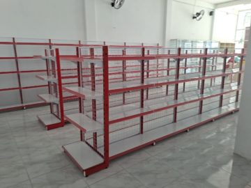 Rak Supermarket di Bukittinggi