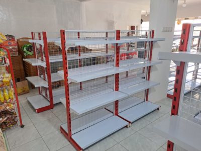 Rak Minimarket Sekitar Maninjau