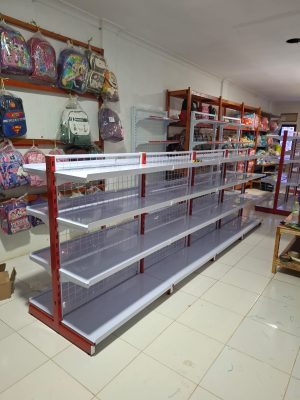 mencari rak minimarket yang bekas? yang baru aja harga murah kok ga jauh beda dengan yang bekasnya.